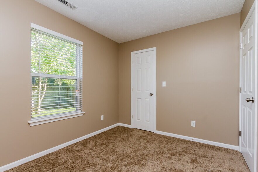 Building Photo - 274 Glendale Ct