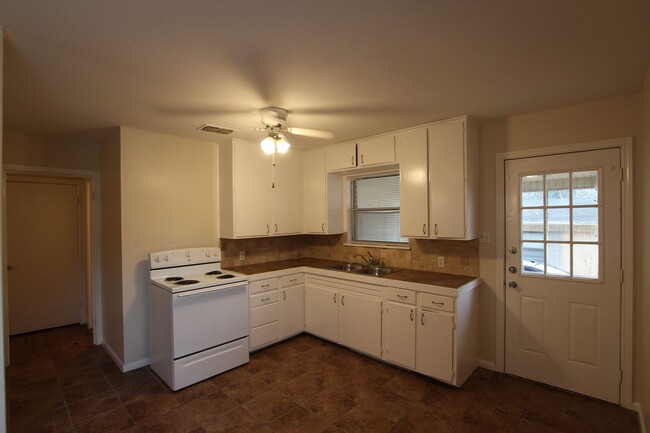 Building Photo - Coming Soon! Charming 3 bedroom Home in Ty...