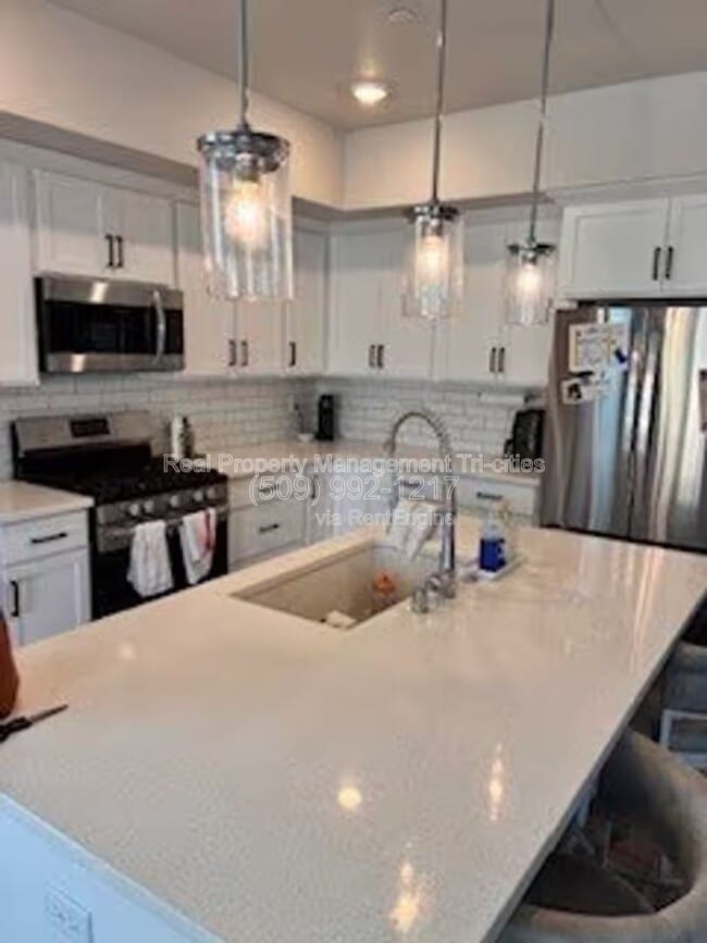 Building Photo - 2522 Morris Ave