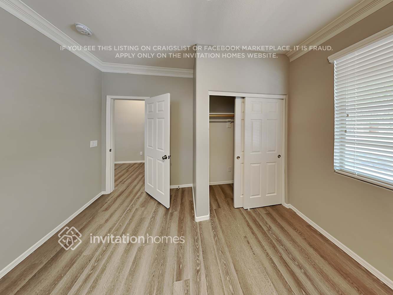 Building Photo - 3689 E Sundance Ave