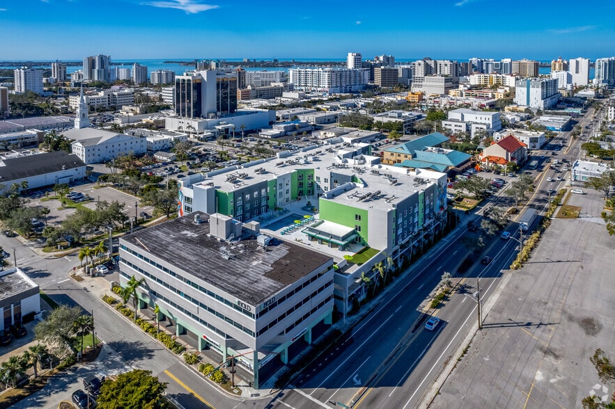 Walking Distance to Main Street - Bold Lofts