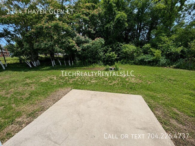 Building Photo - 1144 Thayer Gln Ct
