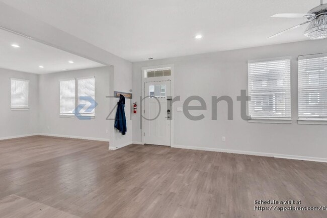 Building Photo - 30970 NW Turel Dr