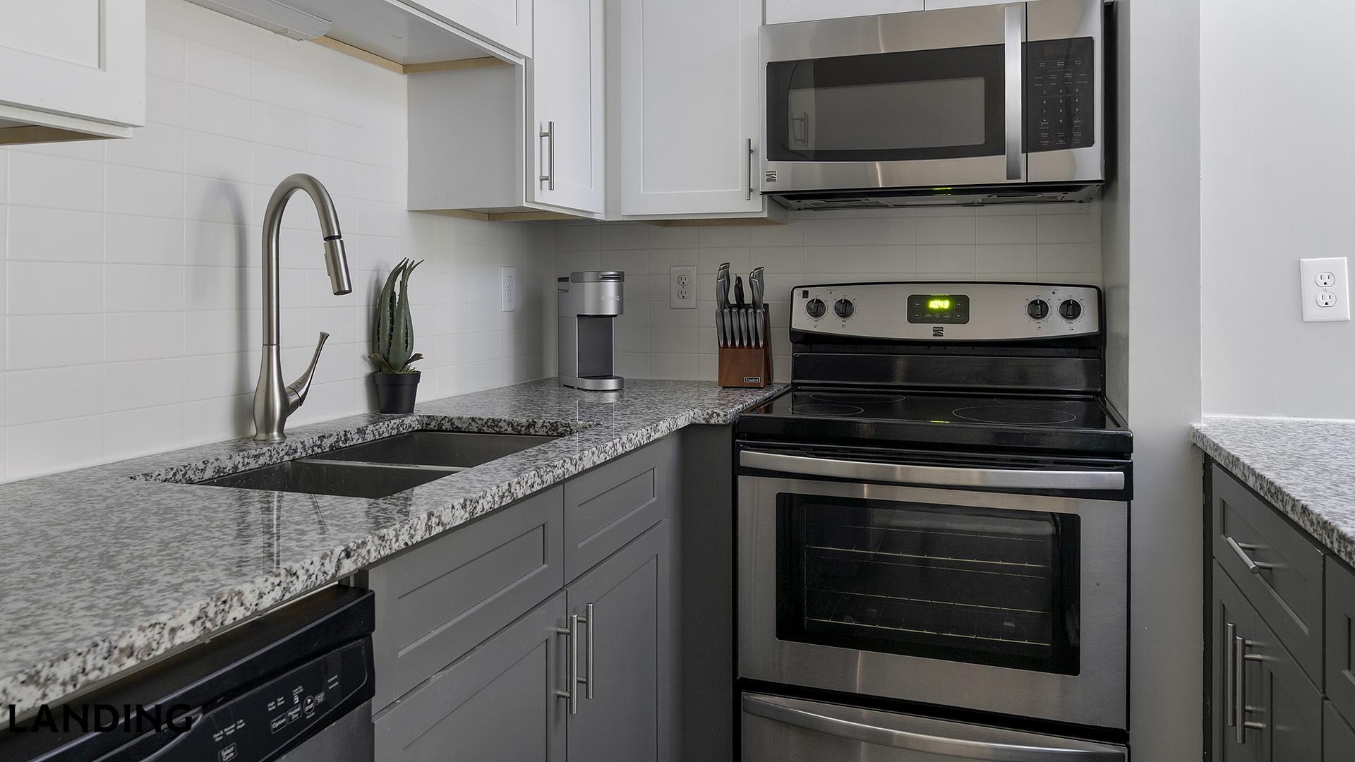 Building Photo - 3421 N Druid Hills Rd