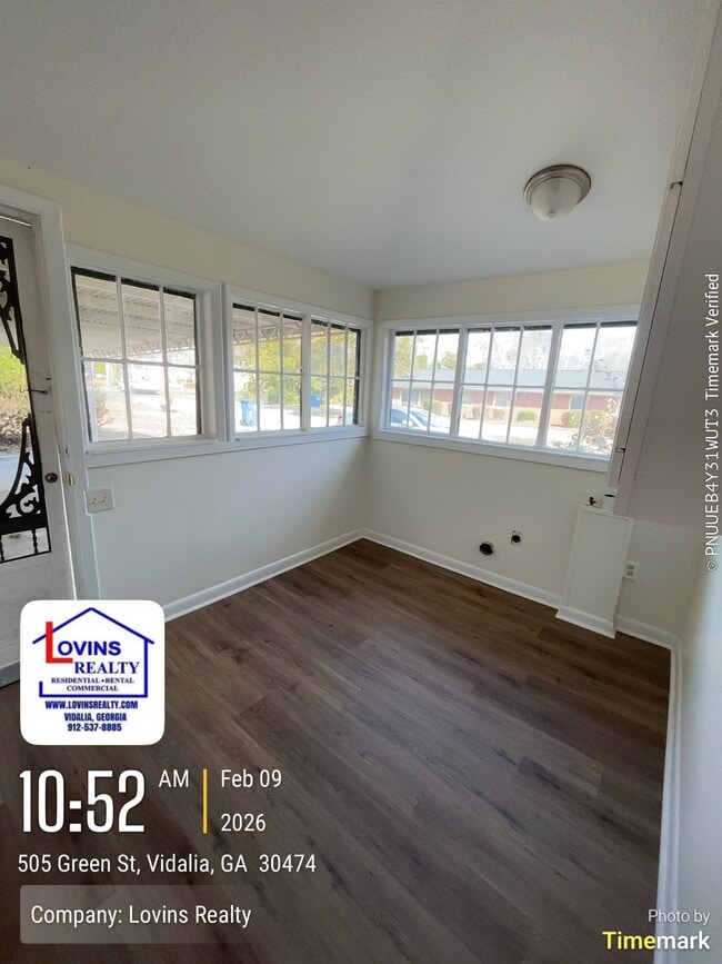 Building Photo - 501 Green St