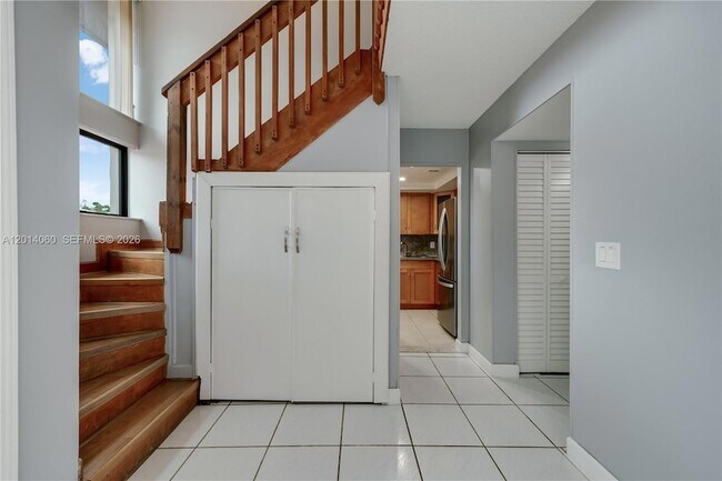 Building Photo - 6929 SW 110th Ave