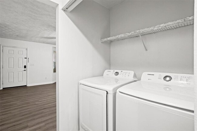 Building Photo - 5812 Wind Gate Ln