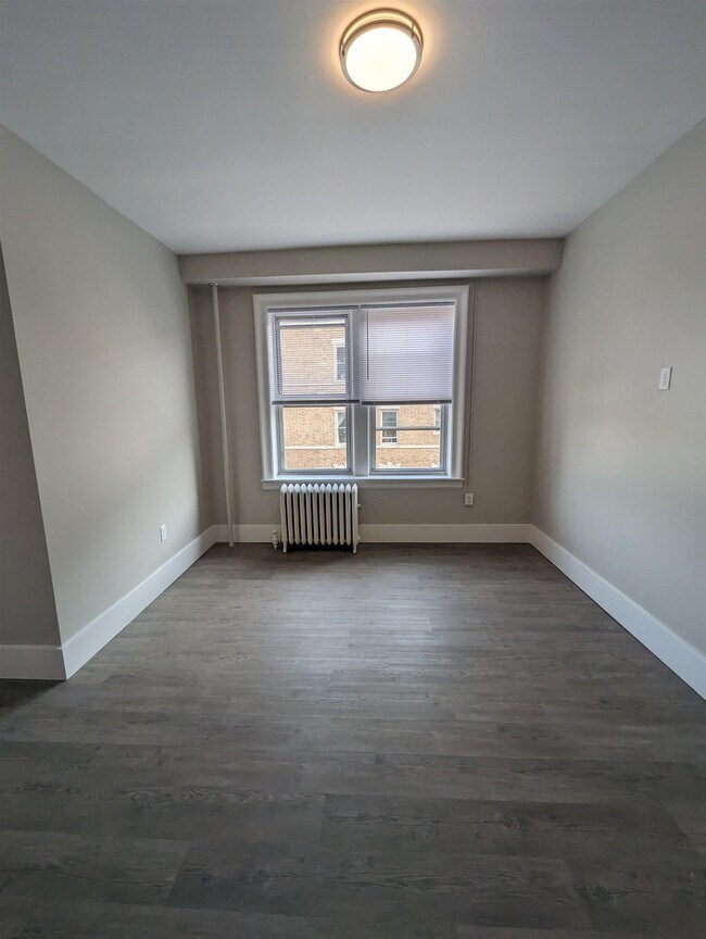 Building Photo - 269 Jewett Ave