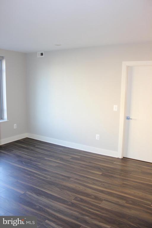 Building Photo - 1311 13th St NW
