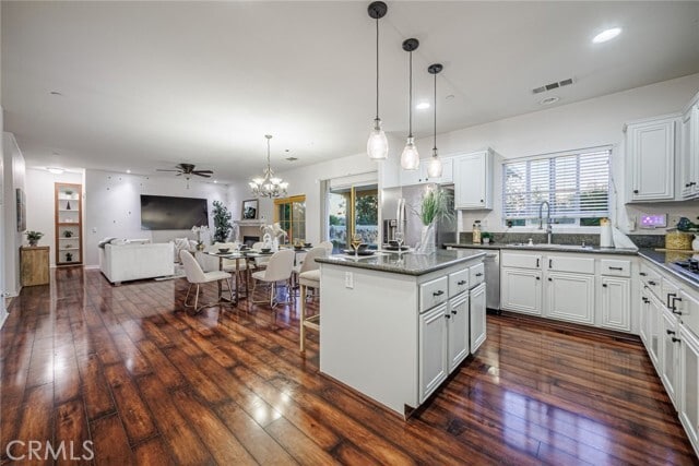 Building Photo - 1539 Carmel Ct