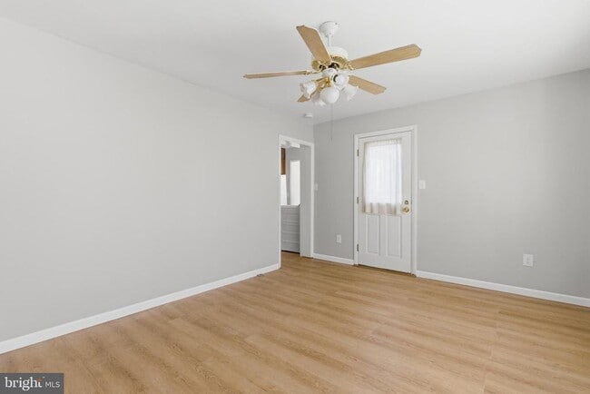 Building Photo - 1813 Olmstead Dr