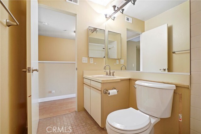 Building Photo - 500 E Del Mar Blvd