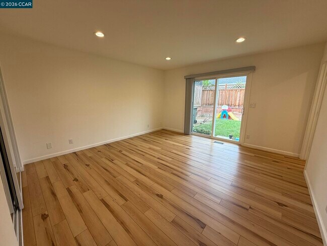 Building Photo - 4490 Leatherwood Ct