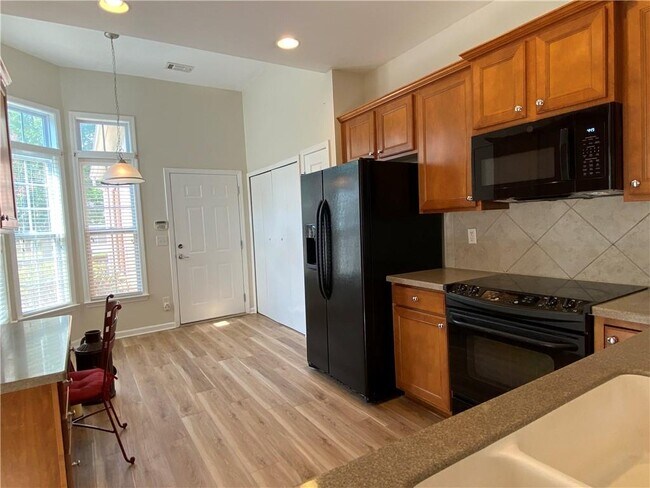 Building Photo - 124 Spider Lily Ct