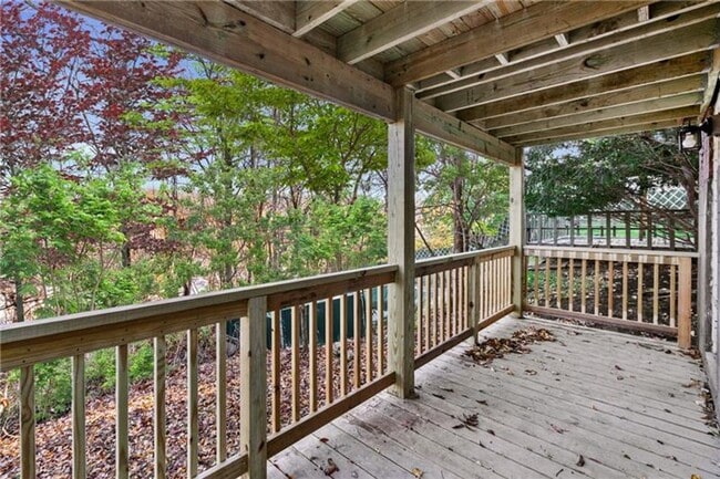 Building Photo - Private Home in Fox Hills