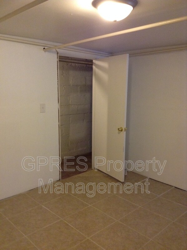 Building Photo - 1316 Wightman St