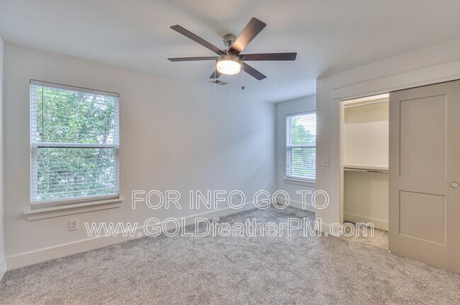 Building Photo - 253 Riverside Dr