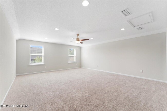 Building Photo - 154 Palisade Dr