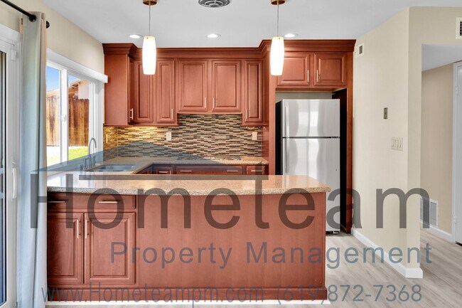 Building Photo - 5954 Flipper Dr