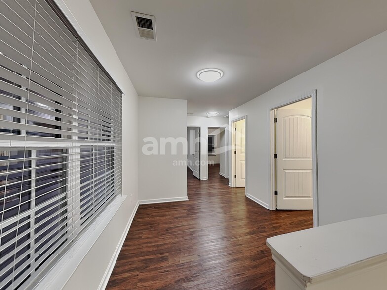 Building Photo - 1386 Key Manor Ln