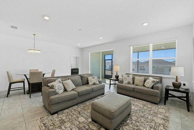 Building Photo - 7288 SW 64th St Rd