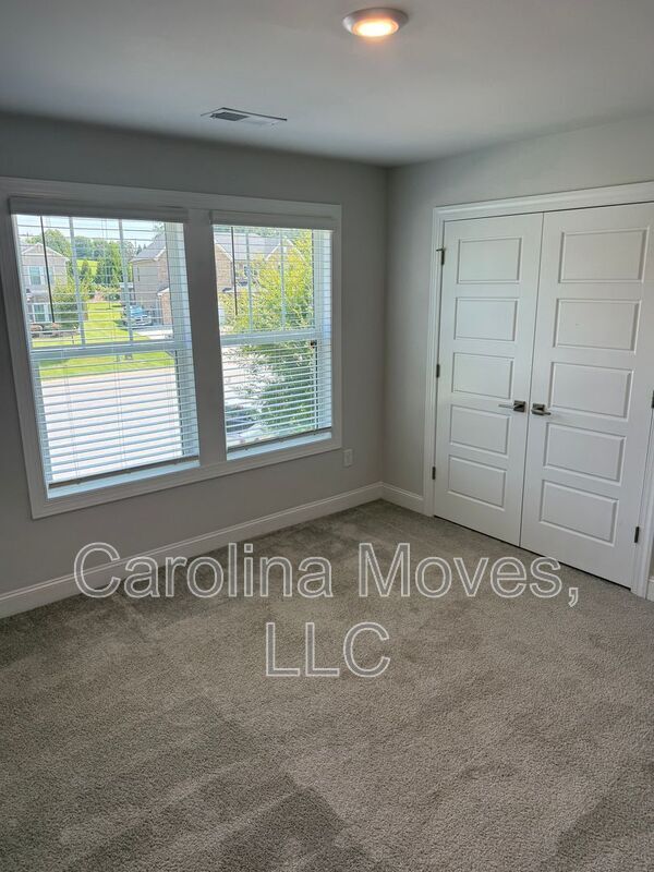 Building Photo - 2103 Greasby Ct