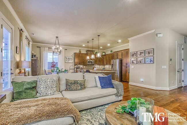 Building Photo - Spacious 4 BD Home with Private Backyard & Community Amenities!