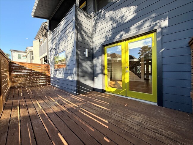 Building Photo - 4116 McDuffie St