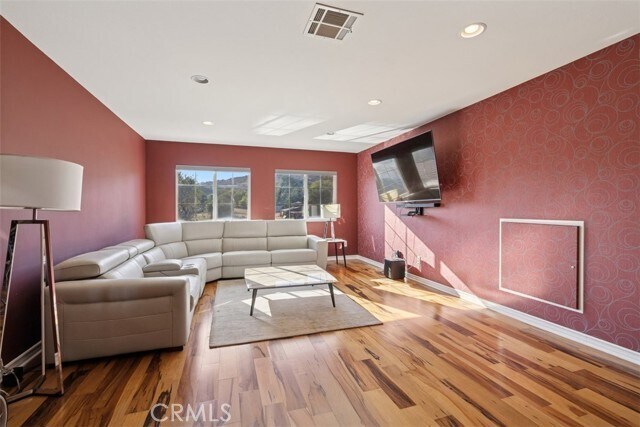 Building Photo - 9651 Sagebrush Ave