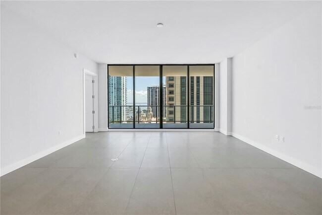 Building Photo - 275 1st Ave S