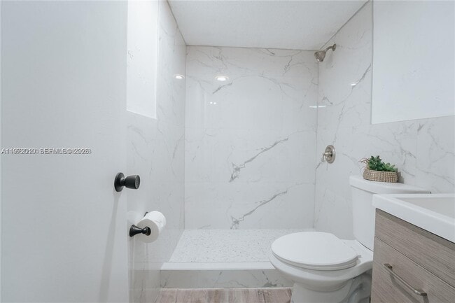 Building Photo - 2041 NW 81st Ave