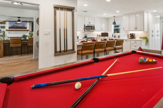 Building Photo - 1303 Langford St