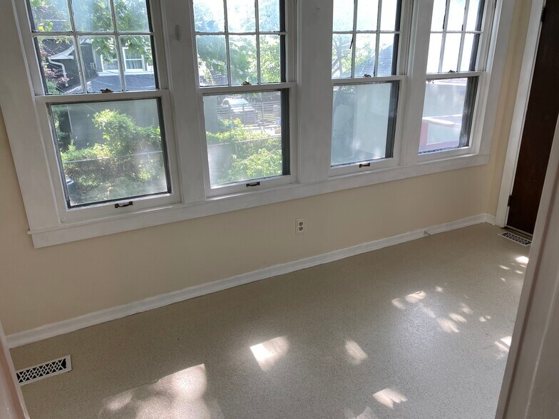 Primary Bedroom - 4441 Wyoming St