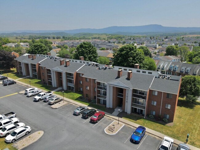 Building Photo - 1026-12 Blue Ridge Dr