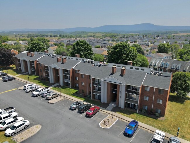 Building Photo - 1026 Blue Ridge Dr