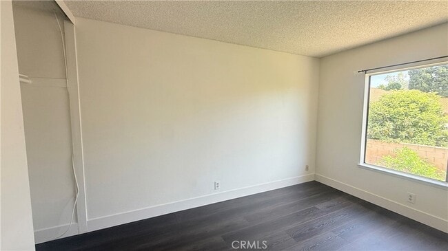 Building Photo - 46 Christamon W