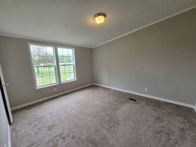 Building Photo - Quiet Country Living! Spacious 4 Bed, 2 Bath in Currituck