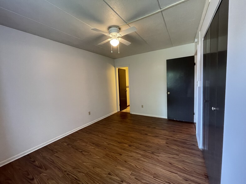 bedroom2 - 982 S Lincoln St