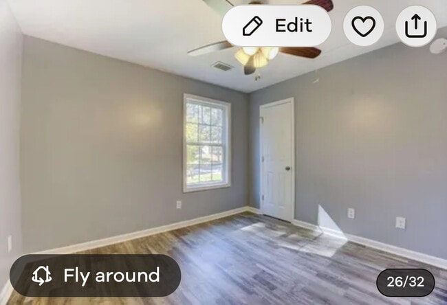 Building Photo - Room in House on Navajo Trail