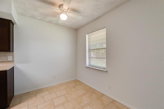Building Photo - 311 Azalea Ln