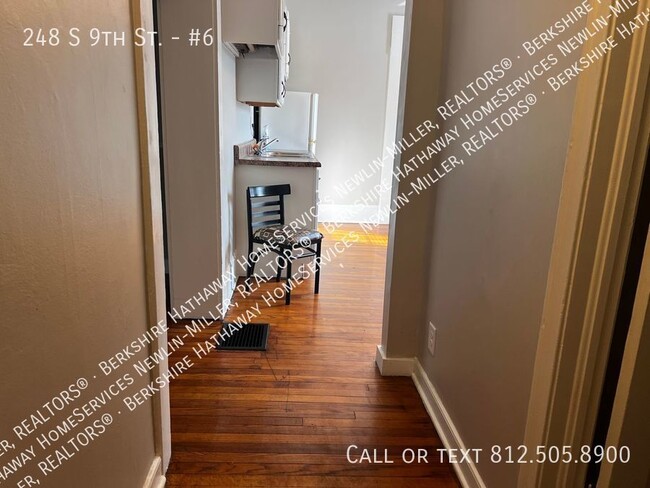 Building Photo - 2 Bedroom with All Utilities included Clos...