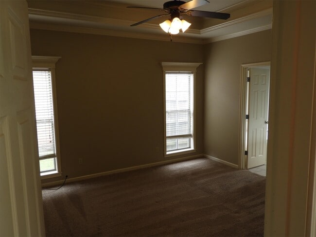 Building Photo - 124 St Fabian Dr