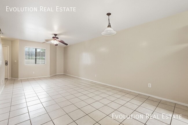 Building Photo - 455 S Mesa Dr