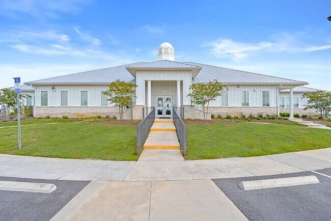 Building Photo - 6722 Atkins Rd