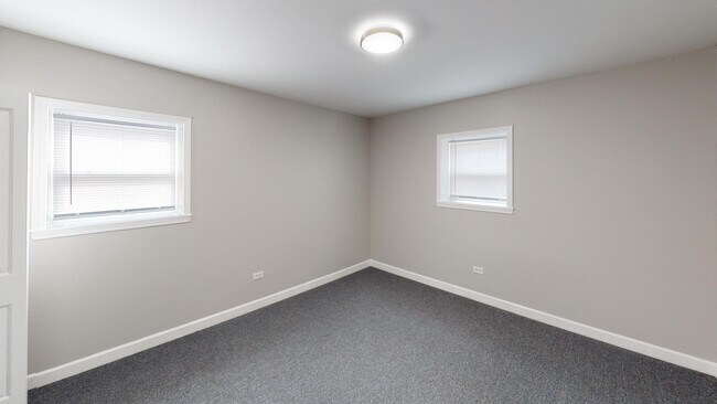 Floorplan - 14036-50 Tracy Ave