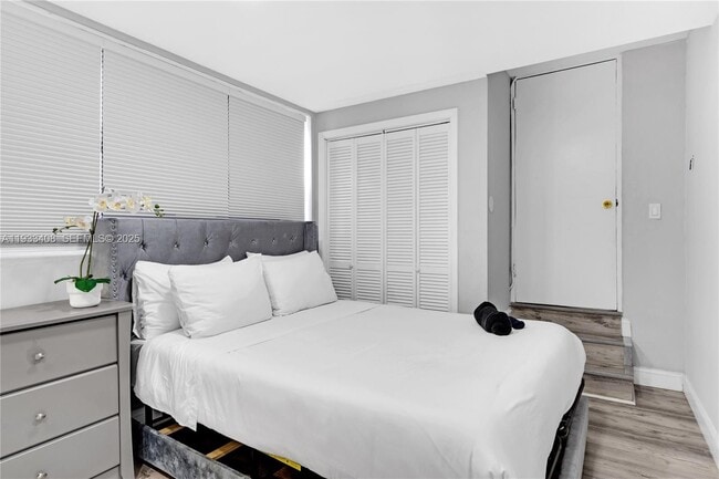 Building Photo - 437 NE 107th St