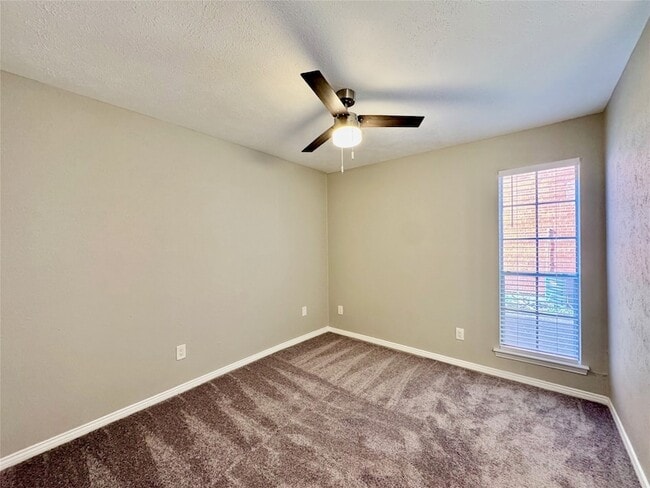 Building Photo - 4319 McKinney Ave