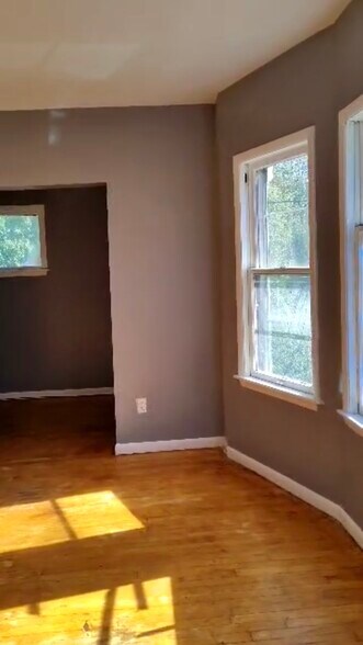 Building Photo - 312 E Townsend St