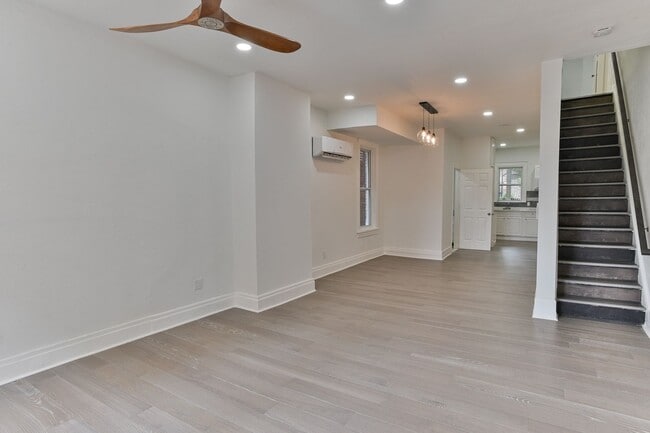Building Photo - 4 Bedroom Single Family Home on Susquehann...