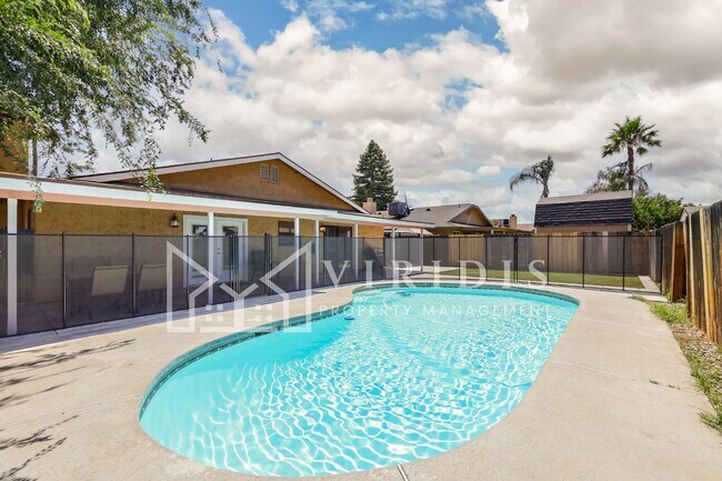 Building Photo - 4304 Milo Ave
